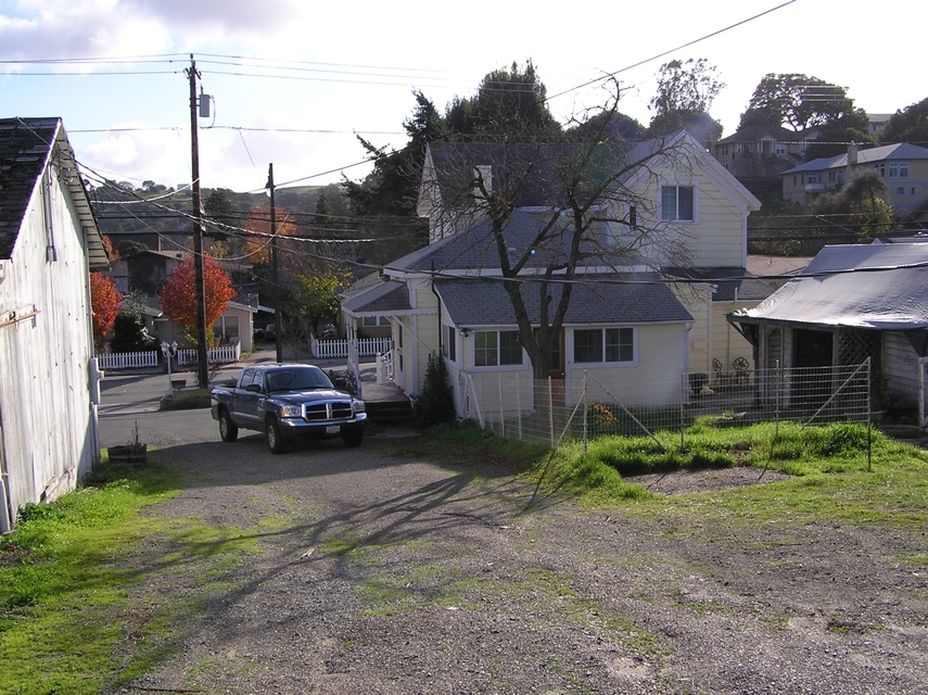 Photo of 412 Bodega Ave